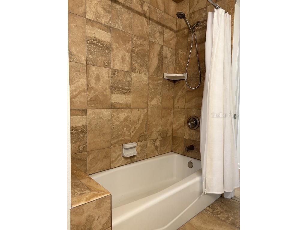 60 Outlook Street Umatilla FL 32784 A4670366 image22