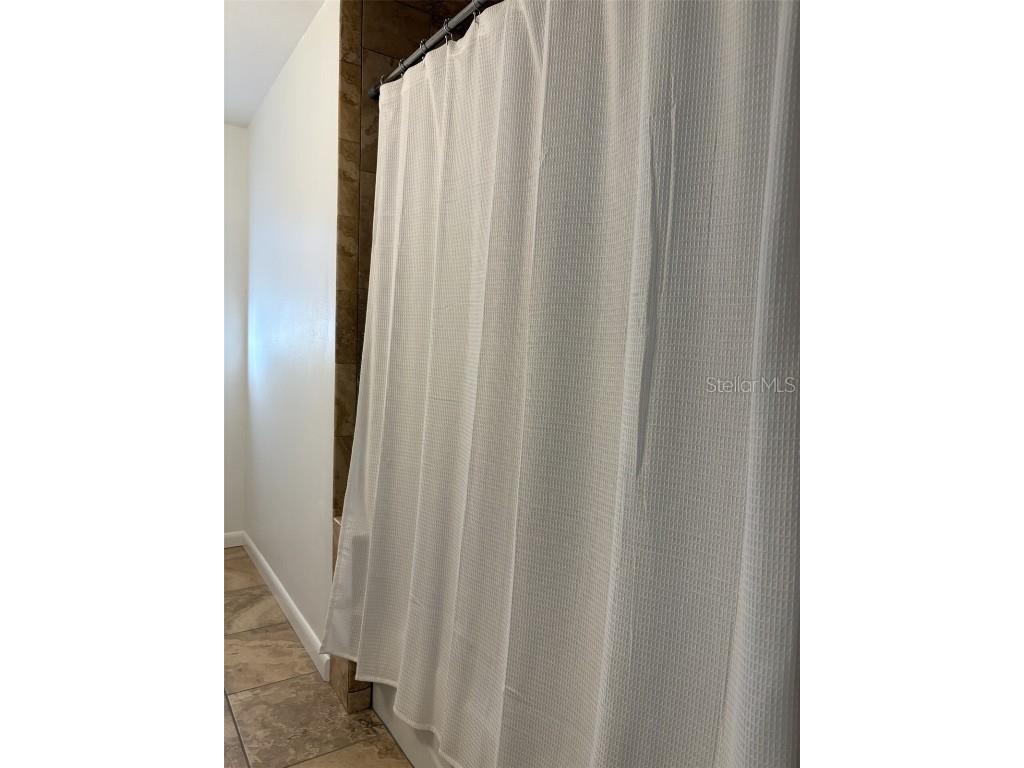 60 Outlook Street Umatilla FL 32784 A4670366 image23