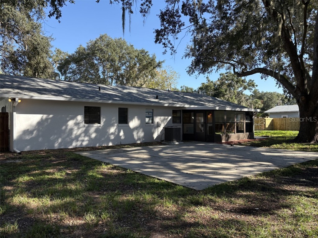 60 Outlook Street Umatilla FL 32784 A4670366 image6