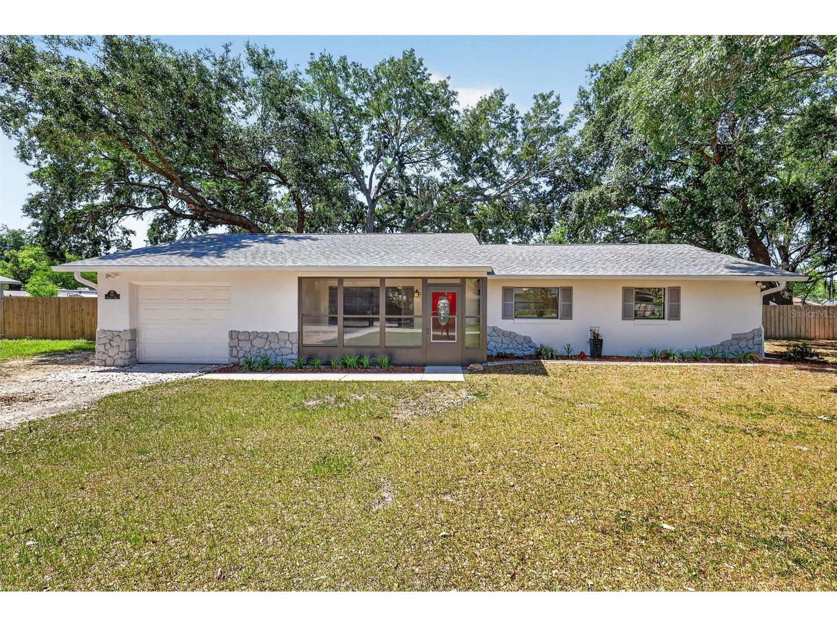 60 Outlook Street Umatilla FL 32784 G5112477 image1