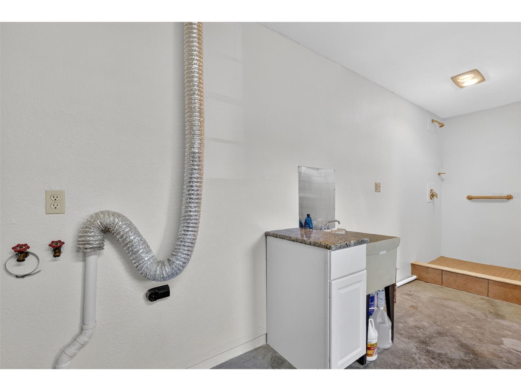 60 Outlook Street Umatilla FL 32784 G5112477 image32