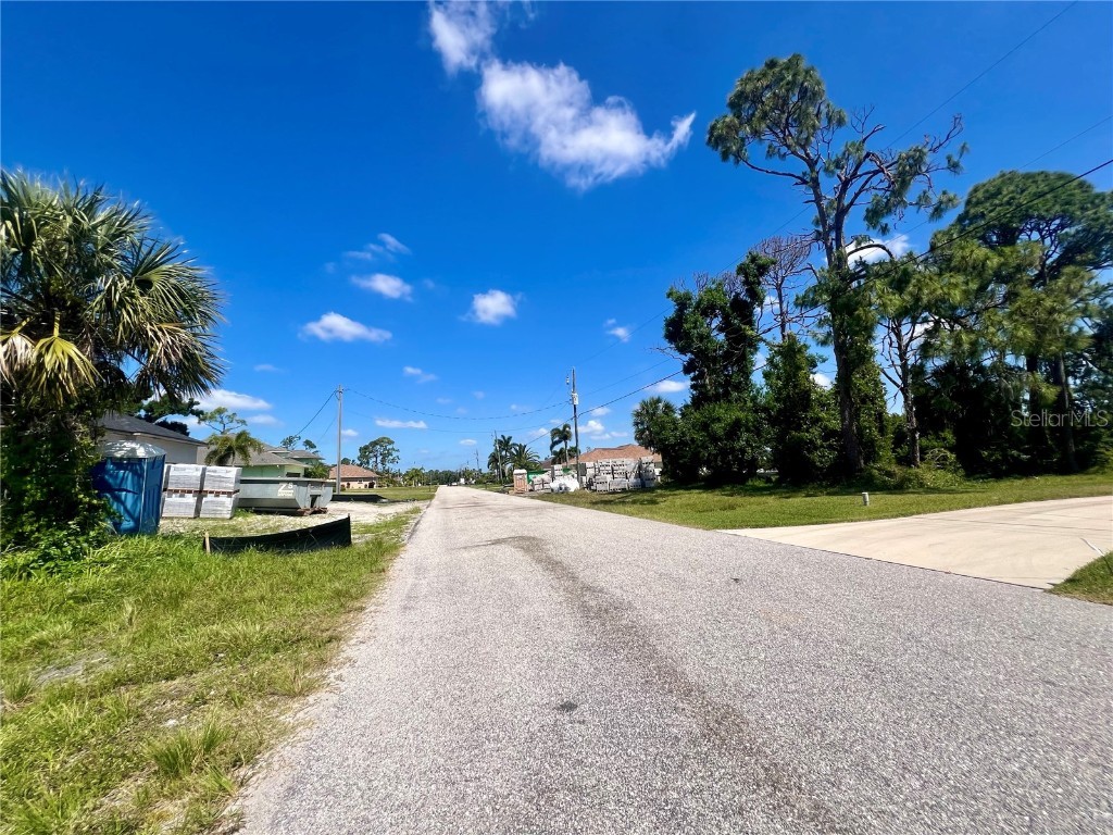60 Pine Valley Court Rotonda West FL 33947 C7507375 image4