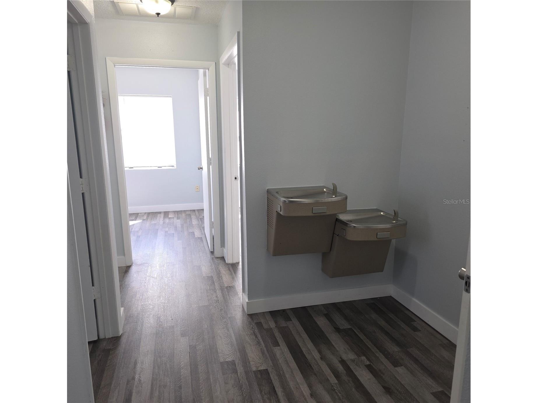 60 S Semoran Boulevard Orlando FL 32807 S5144437 image14