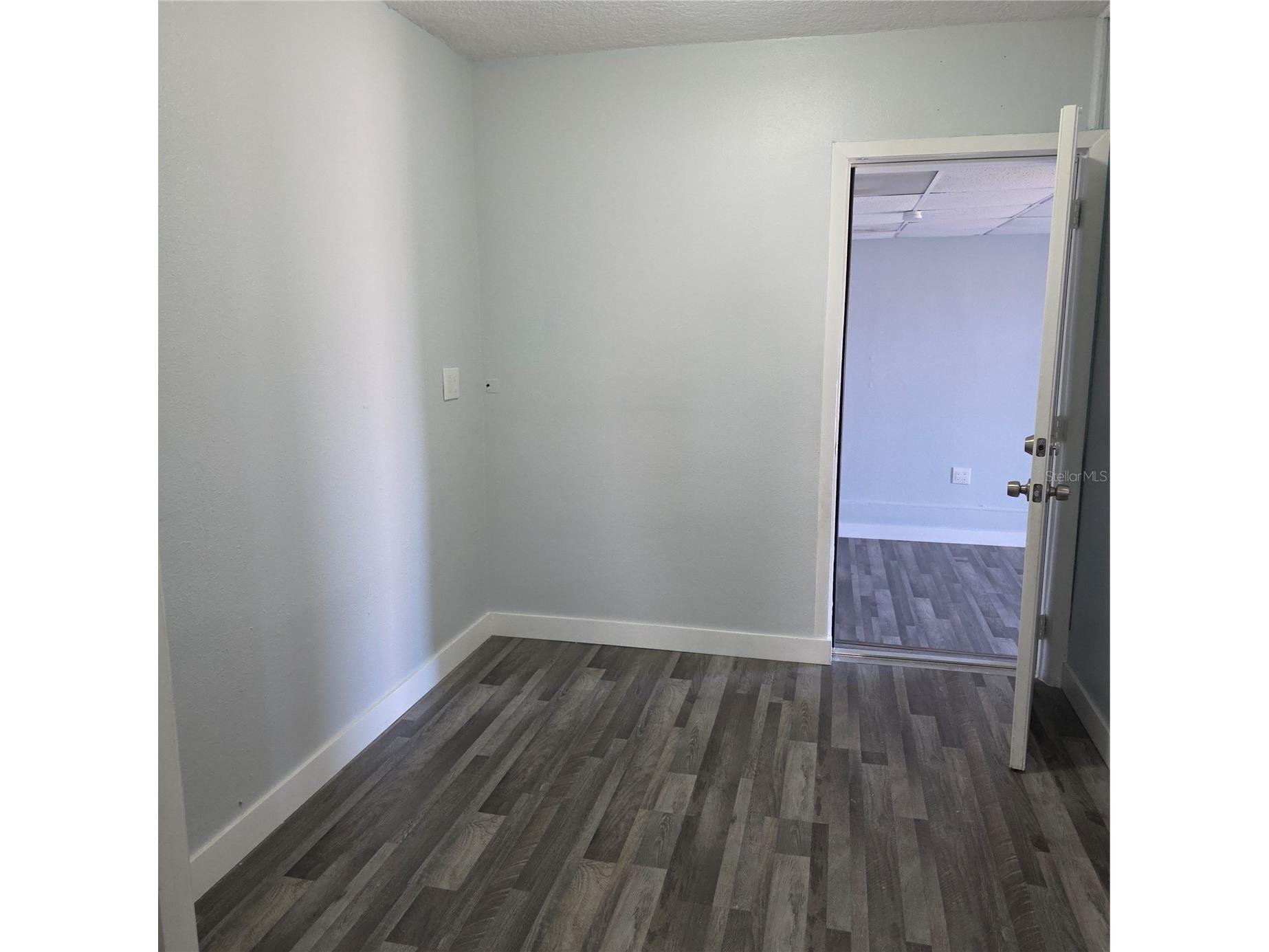 60 S Semoran Boulevard Orlando FL 32807 S5144437 image5