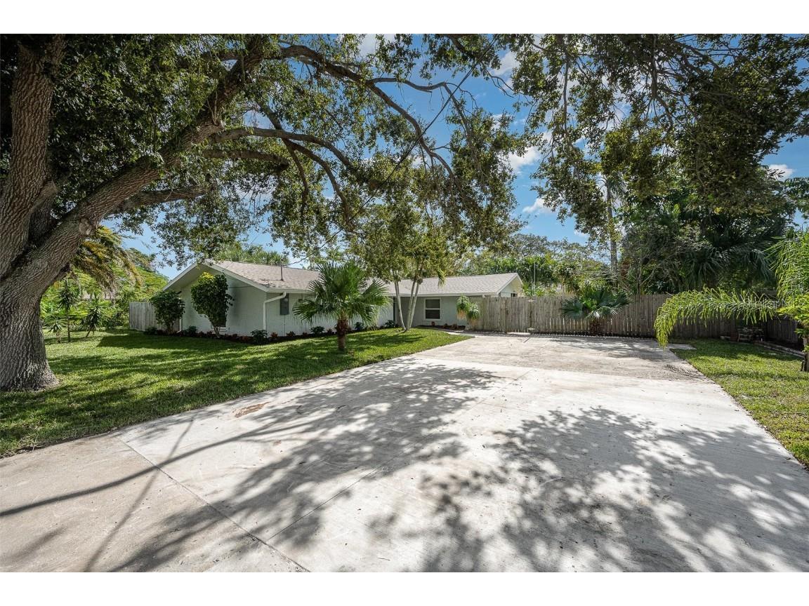 60 Venetian Way Indian Harbour Beach FL 32937 O6276470 image1