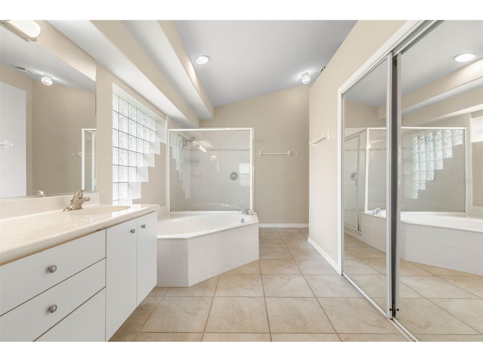 60 Villa Lago Lane Ormond Beach FL 32174 FC317560 image21