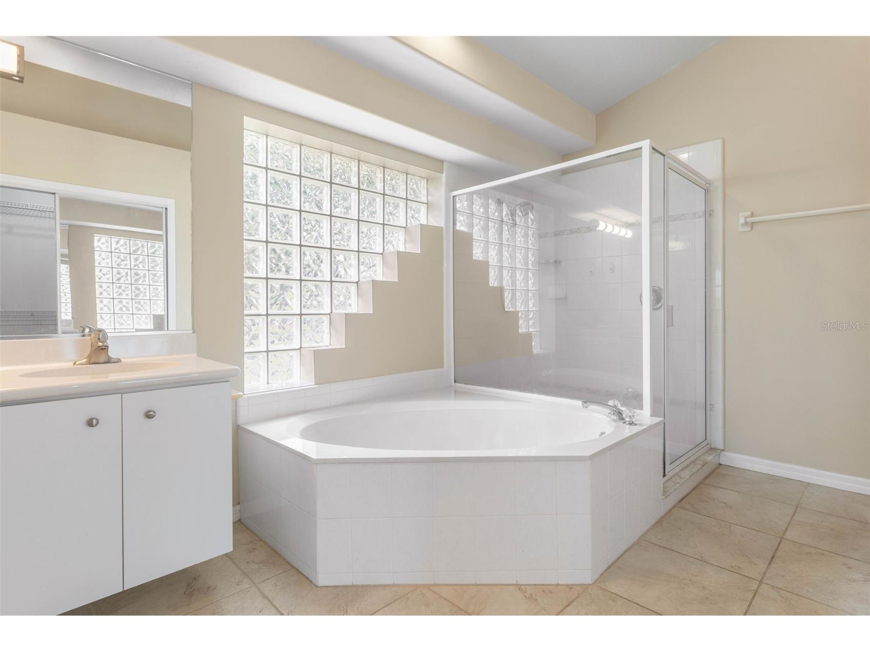 60 Villa Lago Lane Ormond Beach FL 32174 FC317560 image22