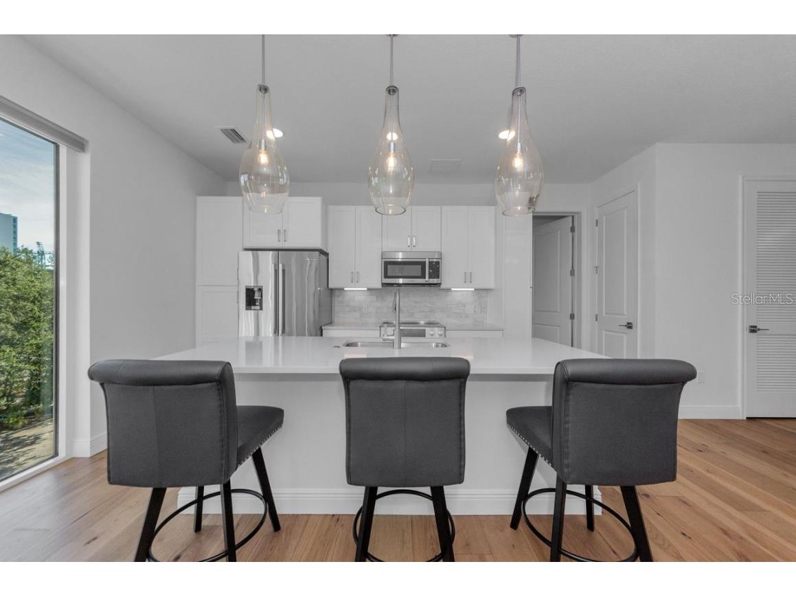 600 3rd Avenue S #301 Saint Petersburg FL 33701 TB8399780 image15