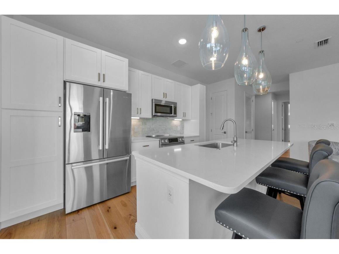 600 3rd Avenue S #301 Saint Petersburg FL 33701 TB8399780 image16