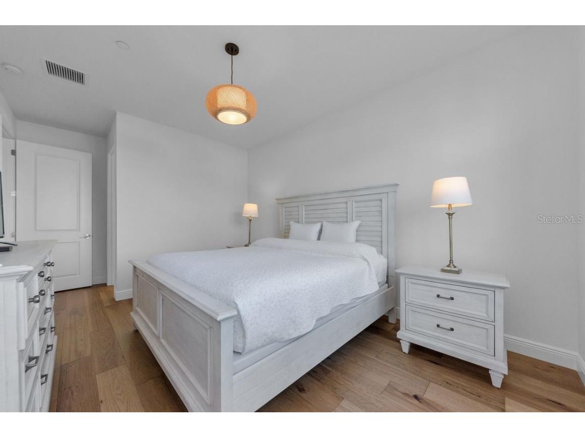 600 3rd Avenue S #301 Saint Petersburg FL 33701 TB8399780 image23