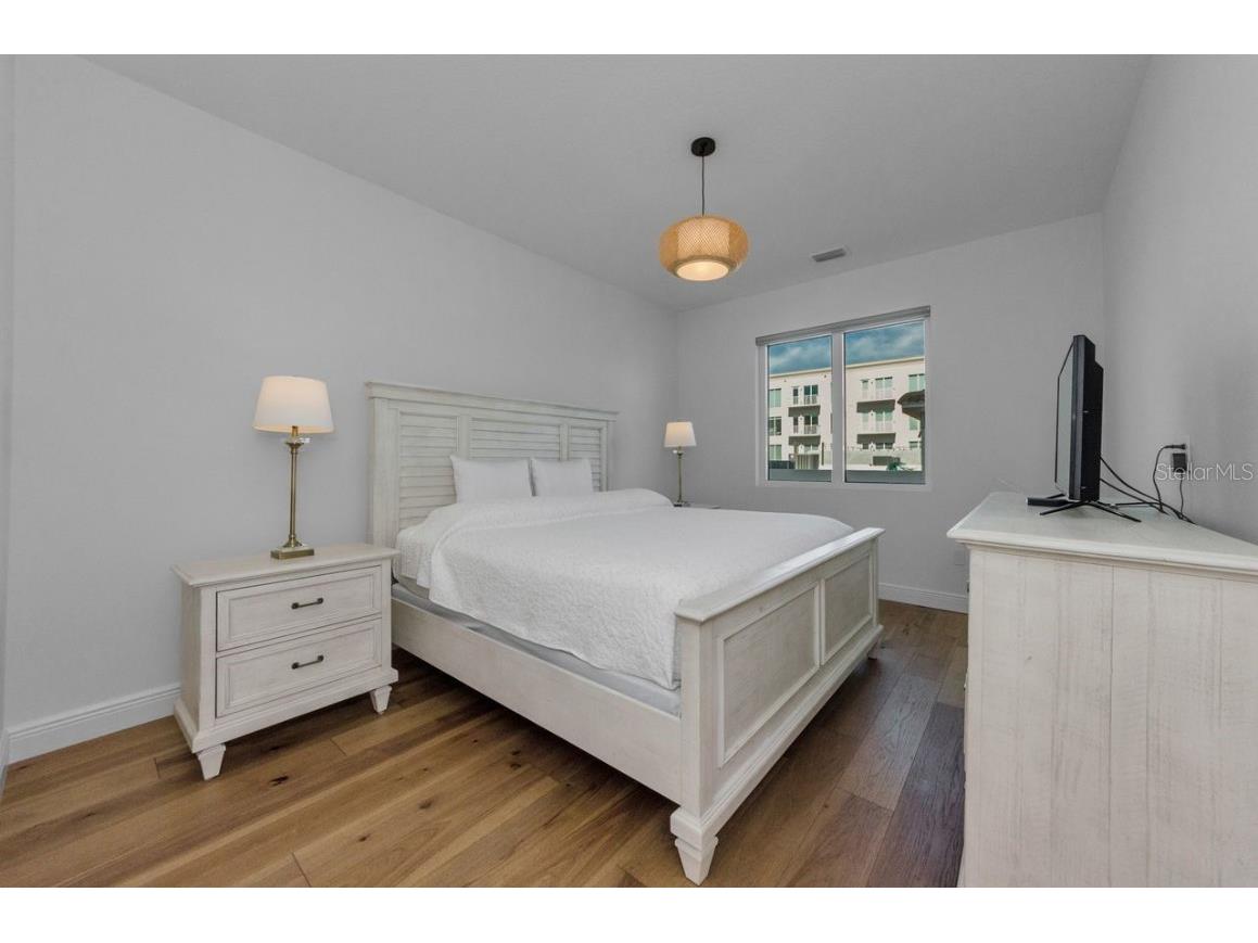 600 3rd Avenue S #301 Saint Petersburg FL 33701 TB8399780 image25