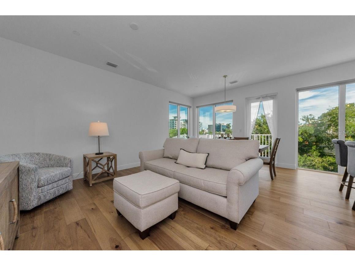 600 3rd Avenue S #301 Saint Petersburg FL 33701 TB8399780 image9