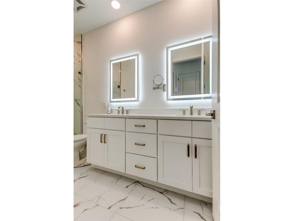 600 3rd Avenue S #302 Saint Petersburg FL 33701 TB8440922 image24