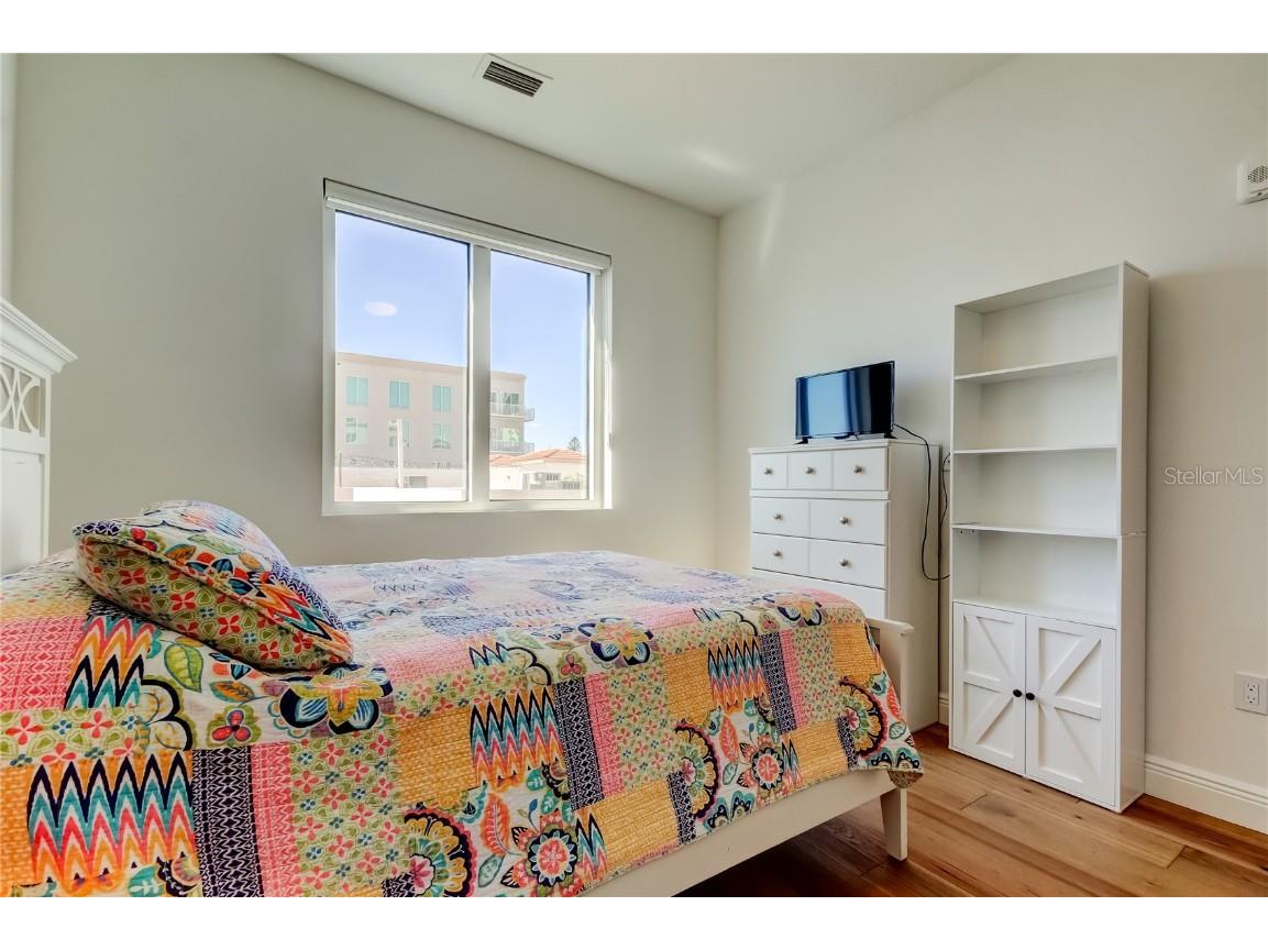 600 3rd Avenue S #302 Saint Petersburg FL 33701 TB8440922 image26