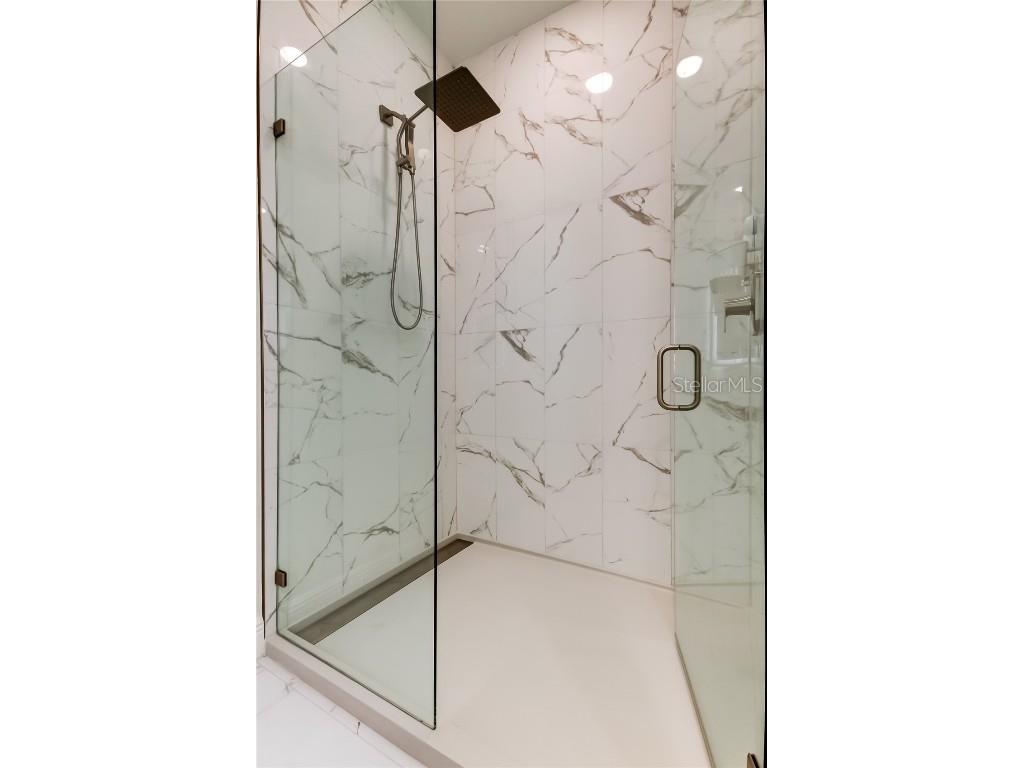 600 3rd Avenue S #302 Saint Petersburg FL 33701 TB8440922 image30