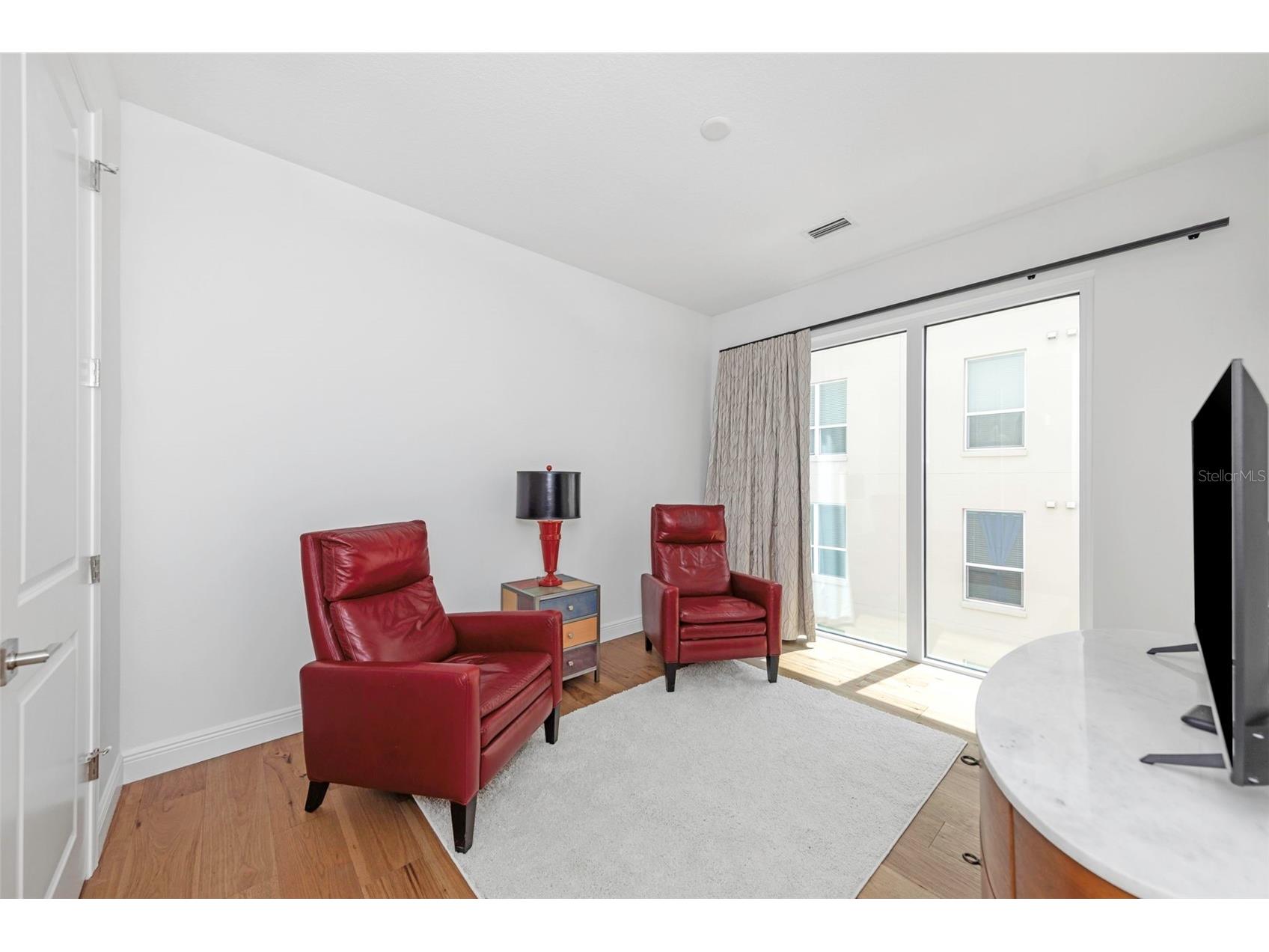 600 3rd Avenue S #305 Saint Petersburg FL 33701 TB8494585 image37