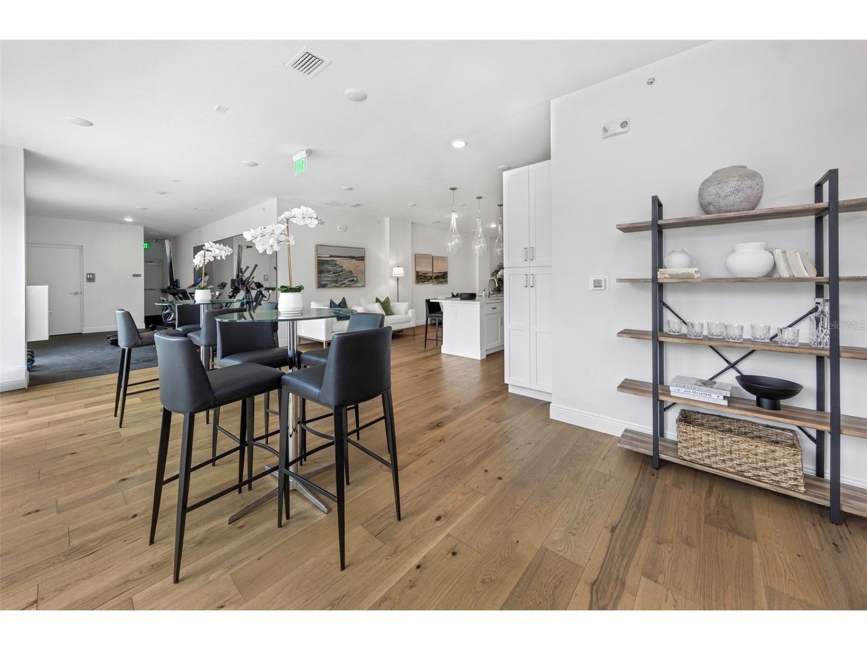 600 3rd Avenue S #305 Saint Petersburg FL 33701 TB8494585 image48