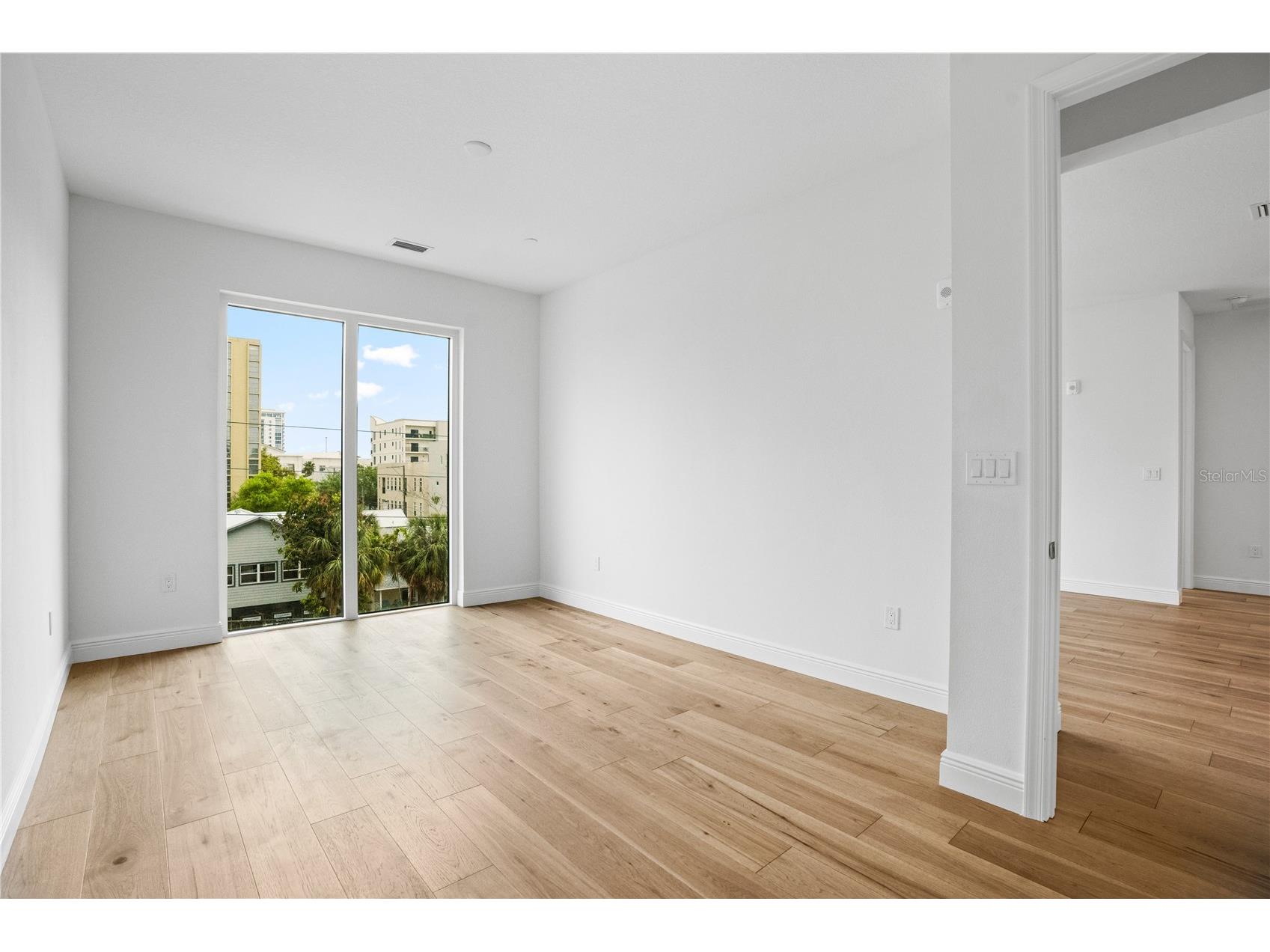 600 3rd Avenue S #307 Saint Petersburg FL 33701 TB8490779 image11