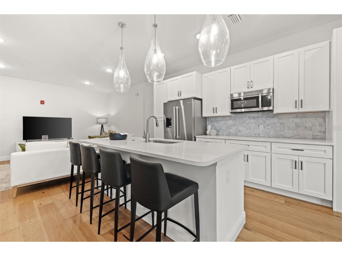 600 3rd Avenue S #410 Saint Petersburg FL 33701 TB8443742 image33