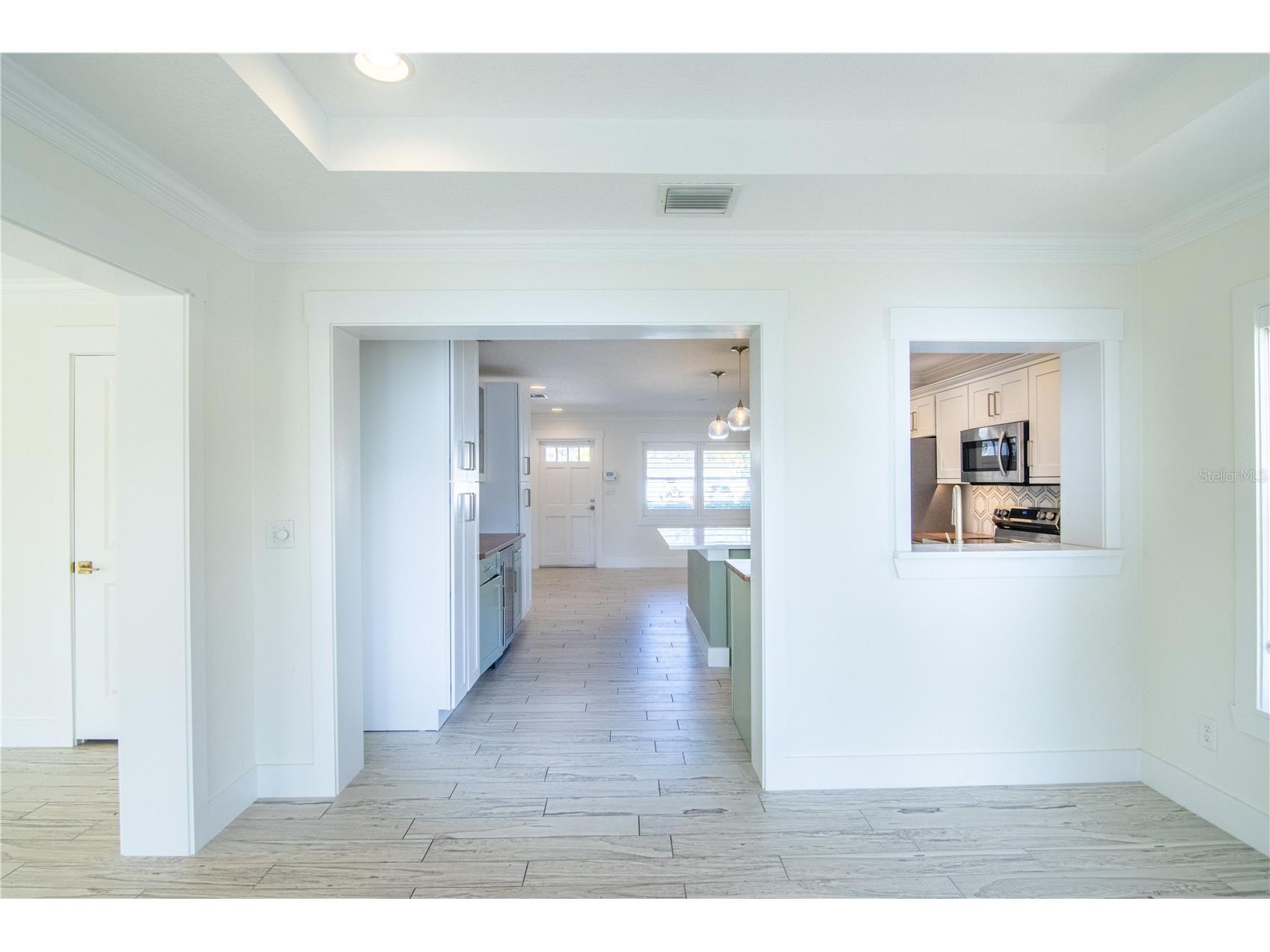 600 43rd Avenue NE Saint Petersburg FL 33703 TB8438903 image12