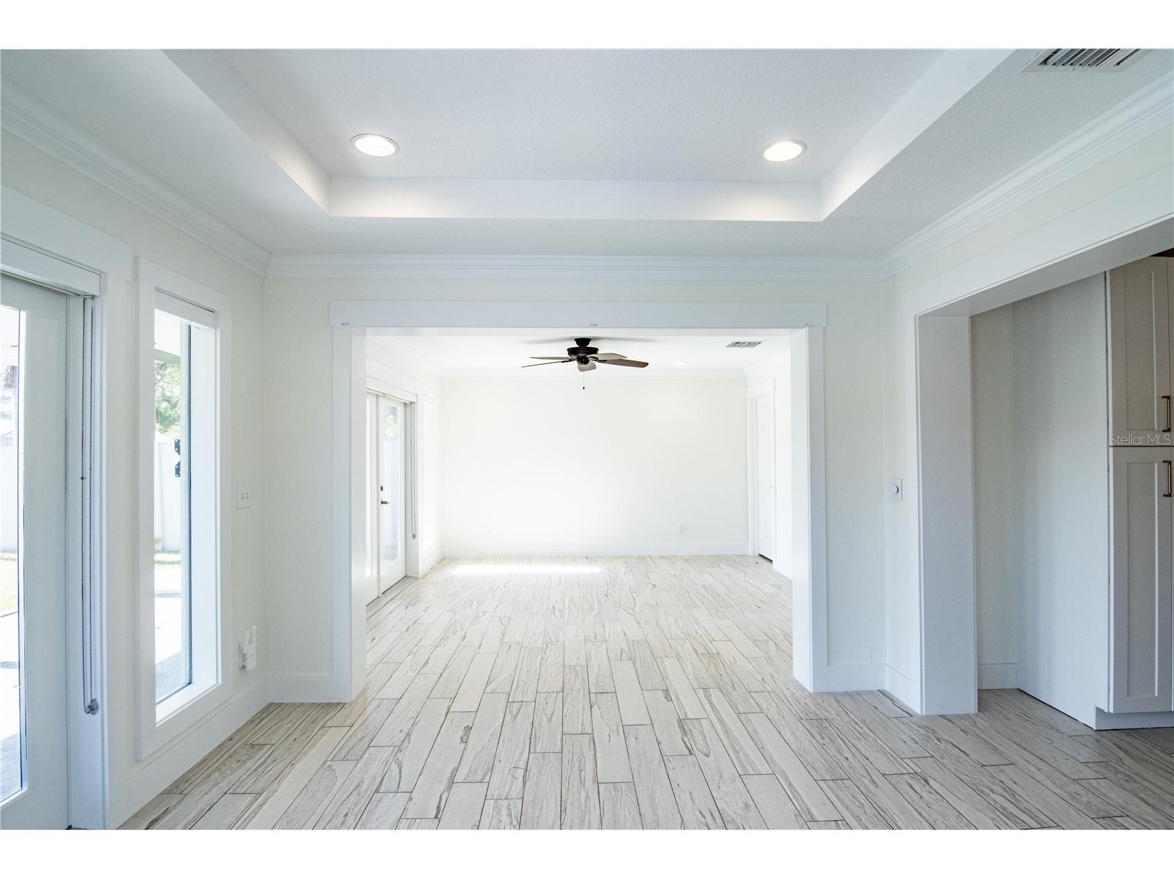 600 43rd Avenue NE Saint Petersburg FL 33703 TB8438903 image13