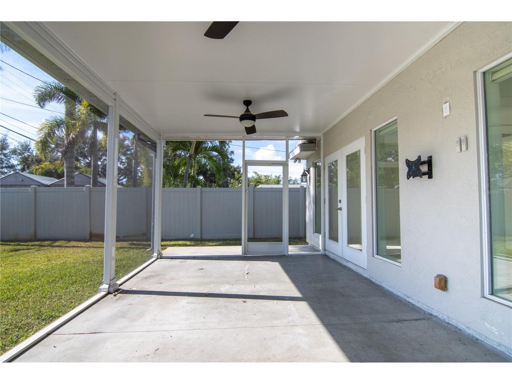 600 43rd Avenue NE Saint Petersburg FL 33703 TB8438903 image18