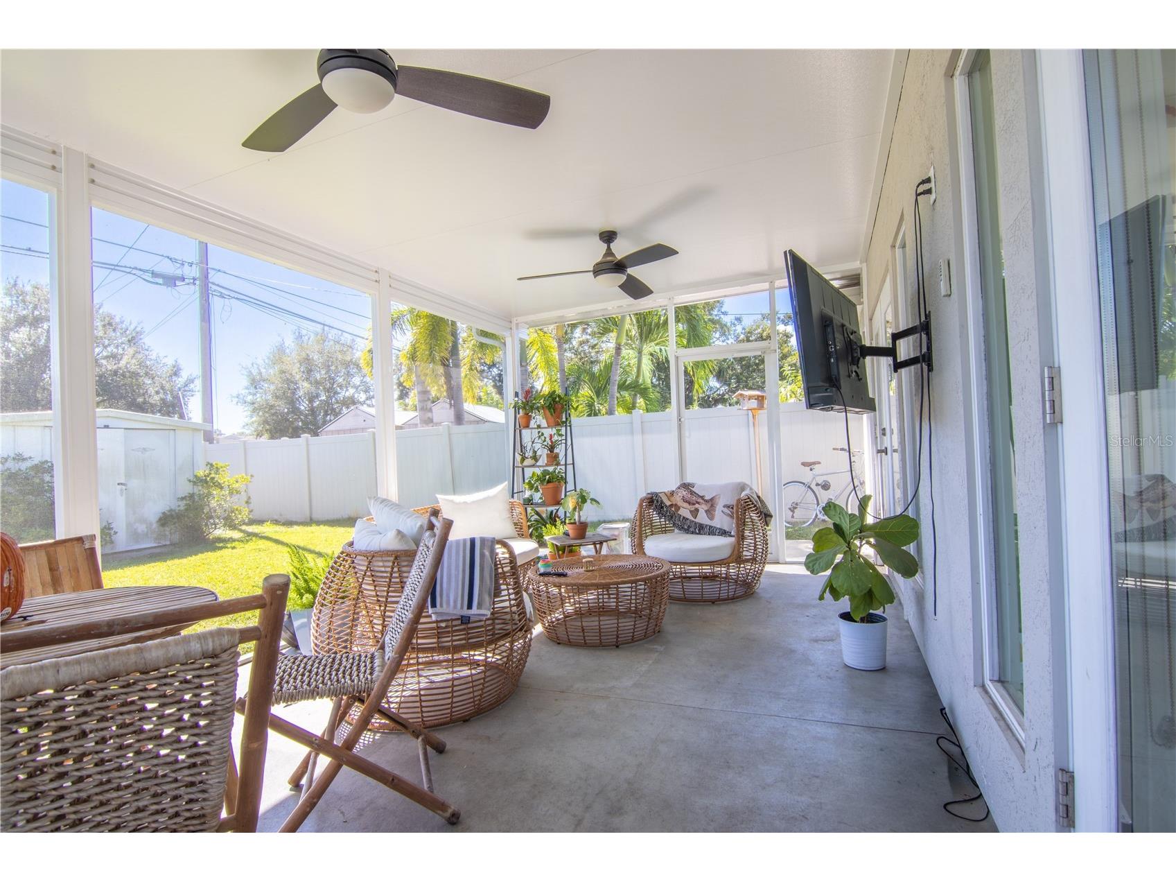 600 43rd Avenue NE Saint Petersburg FL 33703 TB8438903 image19