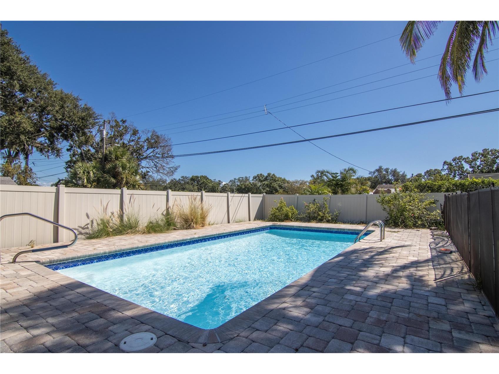 600 43rd Avenue NE Saint Petersburg FL 33703 TB8438903 image24