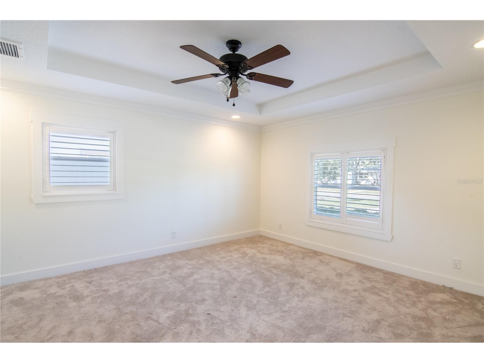 600 43rd Avenue NE Saint Petersburg FL 33703 TB8438903 image31