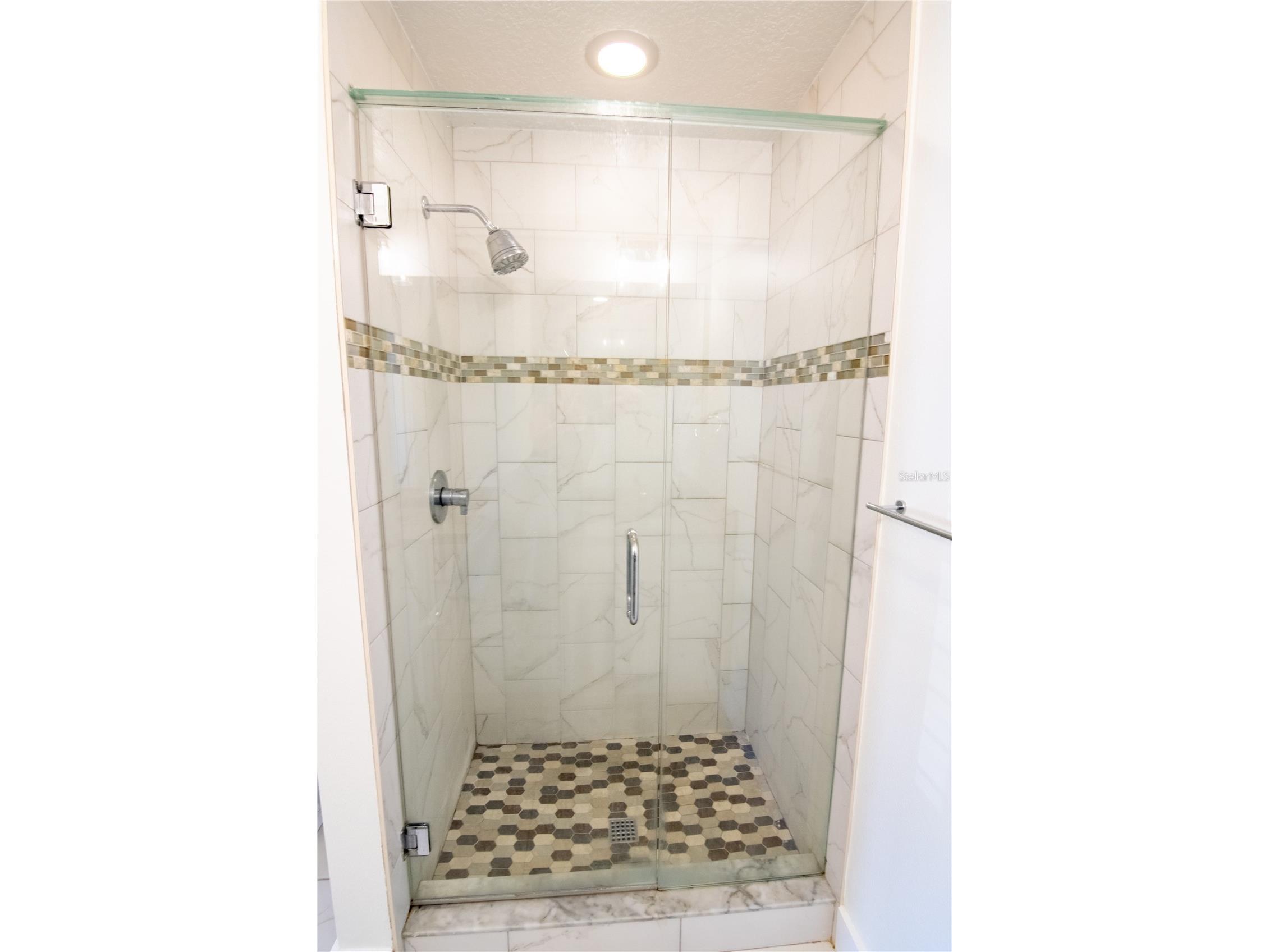 600 43rd Avenue NE Saint Petersburg FL 33703 TB8438903 image35