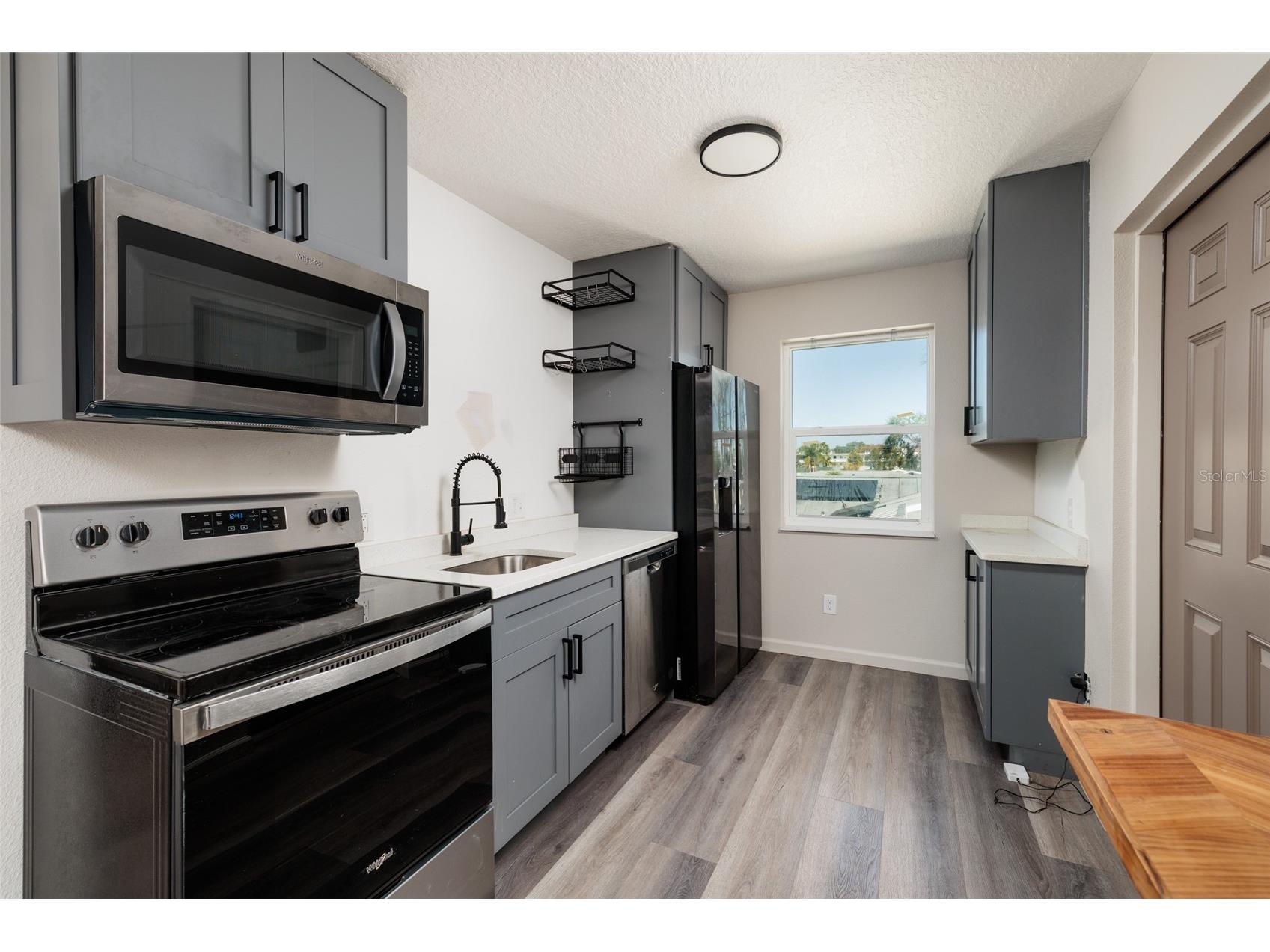600 74th Avenue N Saint Petersburg FL 33702 TB8477629 image19