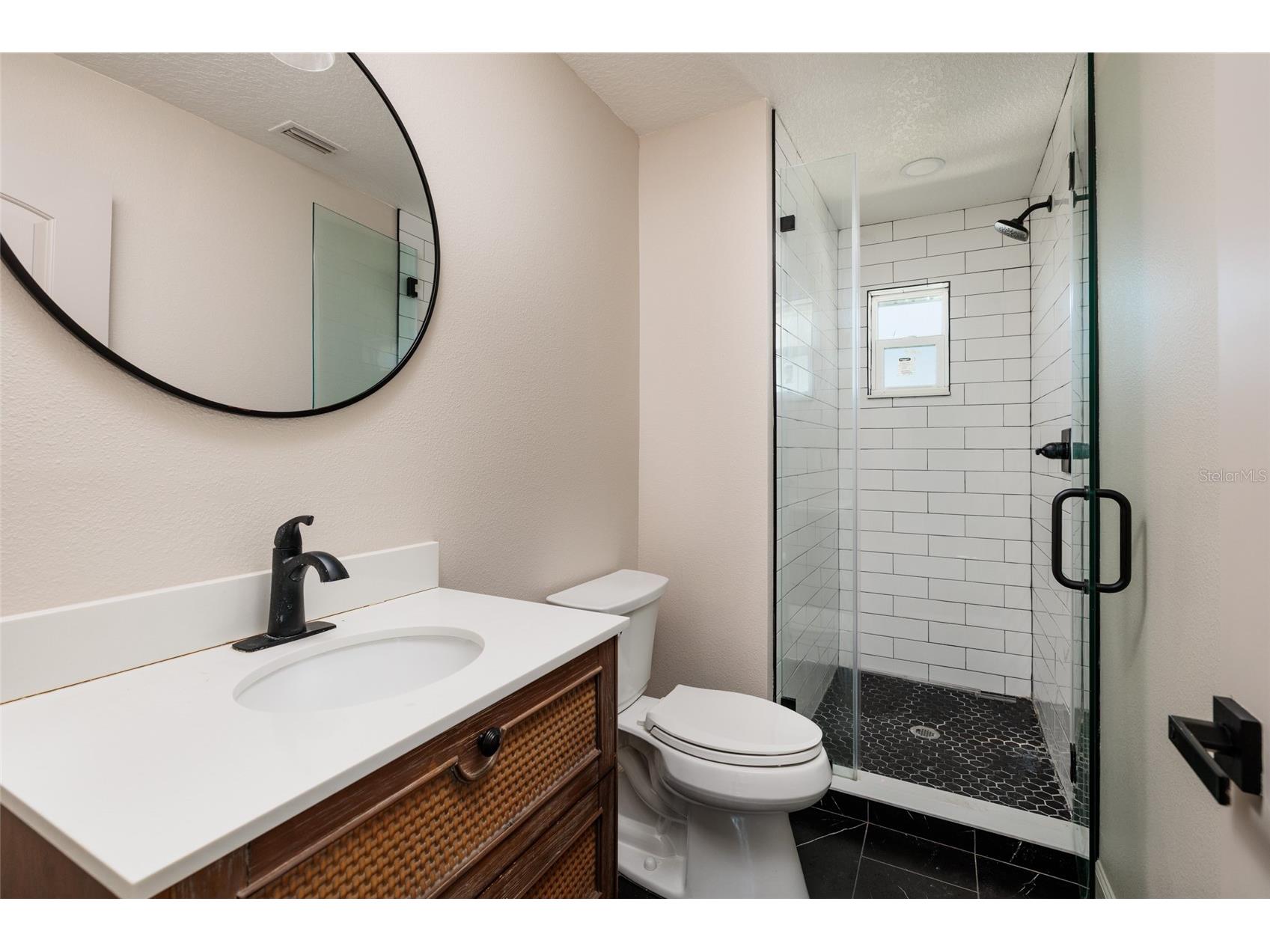 600 74th Avenue N Saint Petersburg FL 33702 TB8477629 image21