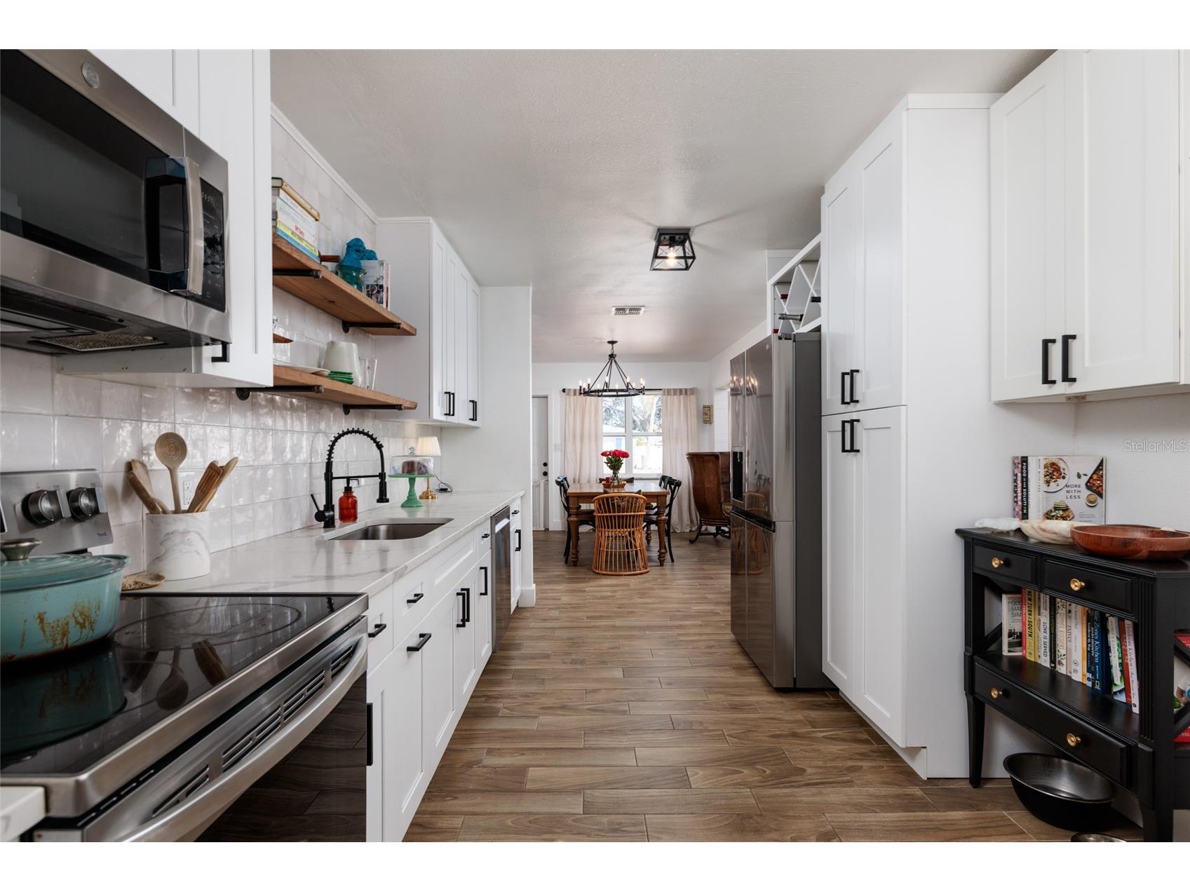 600 74th Avenue N Saint Petersburg FL 33702 TB8477629 image6