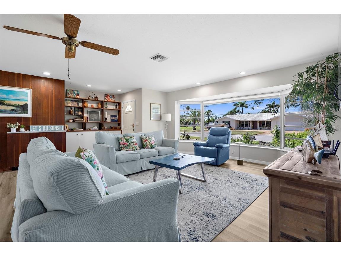 600 Alhambra Road Venice FL 34285 A4658854 image11