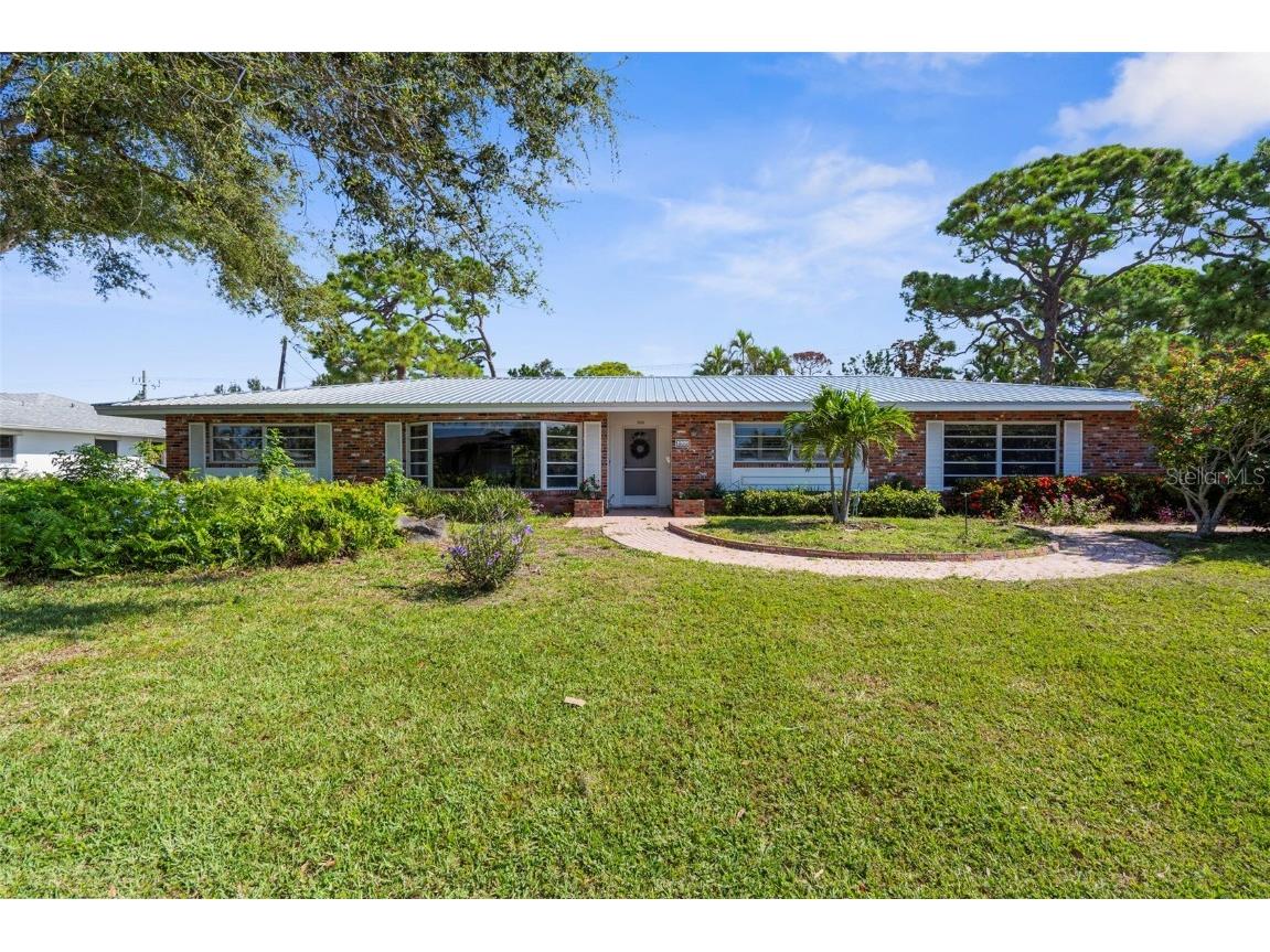 600 Alhambra Road Venice FL 34285 A4658854 image2