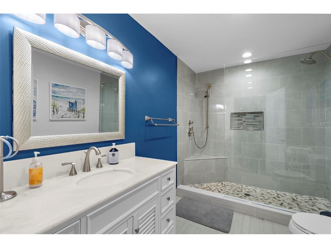 600 Alhambra Road Venice FL 34285 A4658854 image27