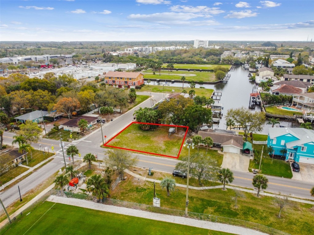 600 Banana Street Tarpon Springs FL 34689 - WHITCOMB BAYOU T3507335 image2