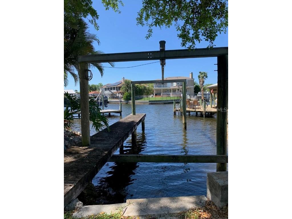 600 Banana Street Tarpon Springs FL 34689 - WHITCOMB BAYOU T3507335 image3