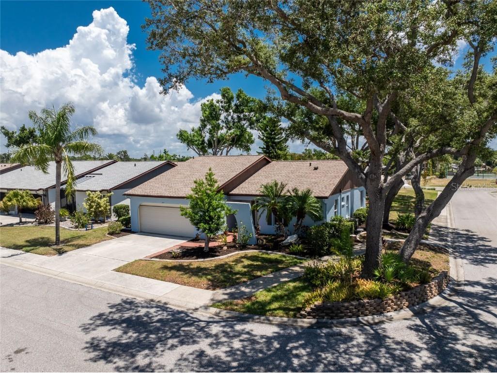 600 Bramblewood Lane Englewood FL 34223 D6136353 image1