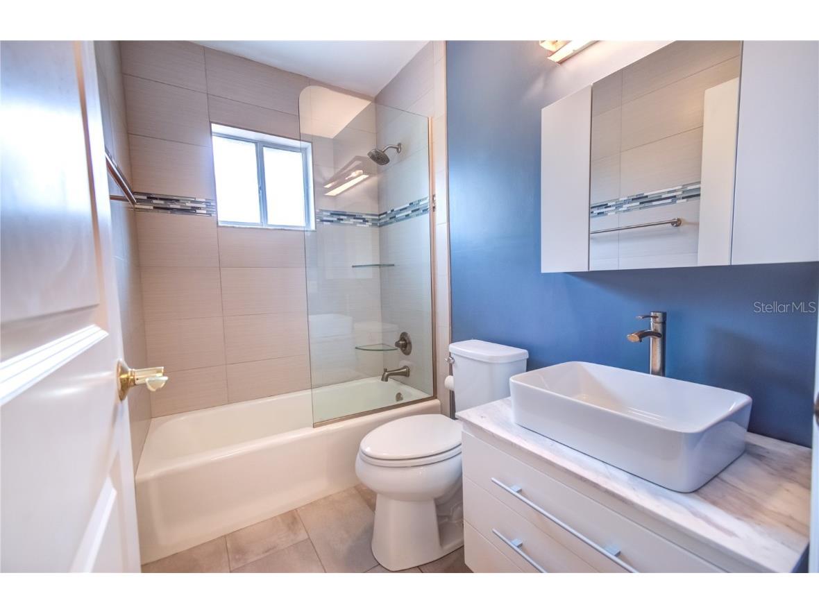 600 Carriage House Lane #201 Nokomis FL 34275 N6140122 image18