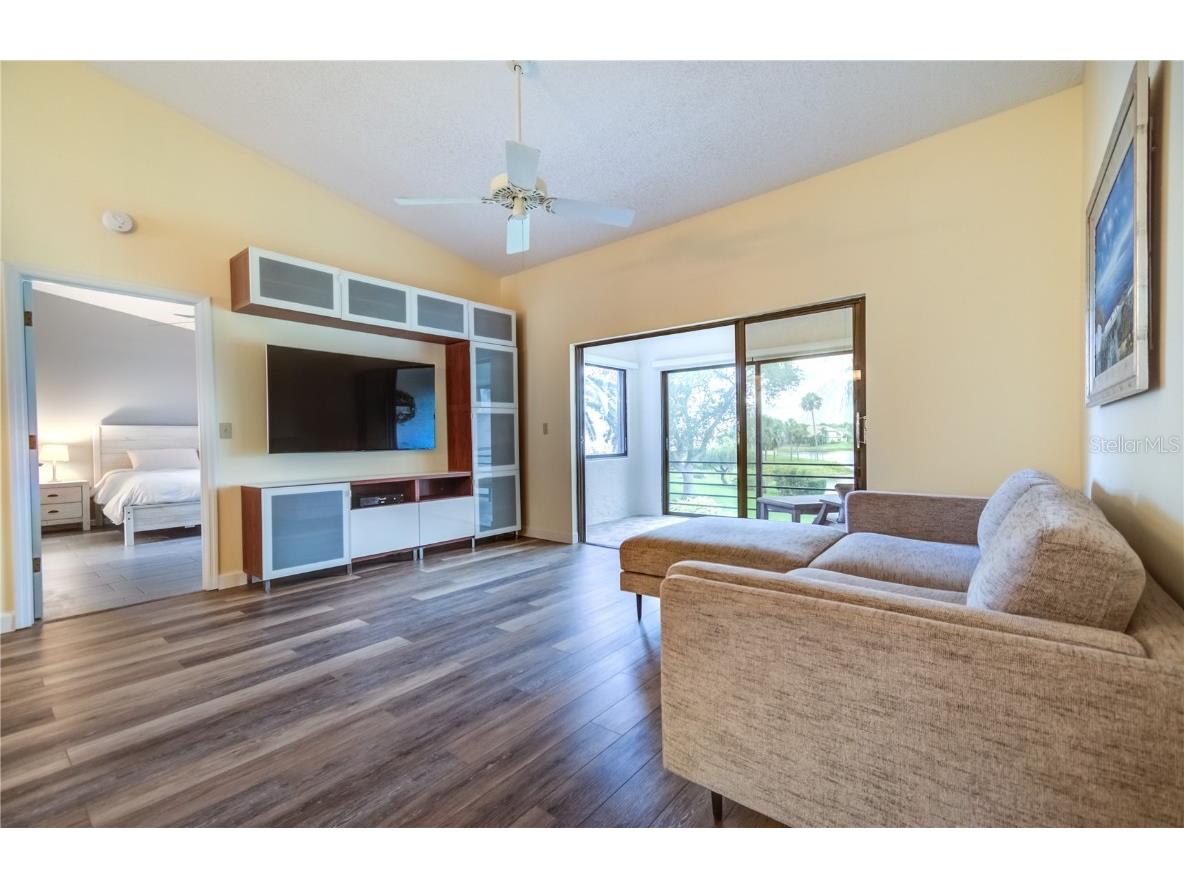 600 Carriage House Lane #201 Nokomis FL 34275 N6140122 image3