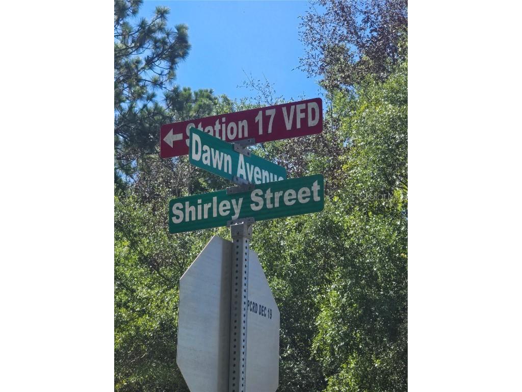 600 Dawn Avenue Interlachen FL 32148 TB8410453 image1