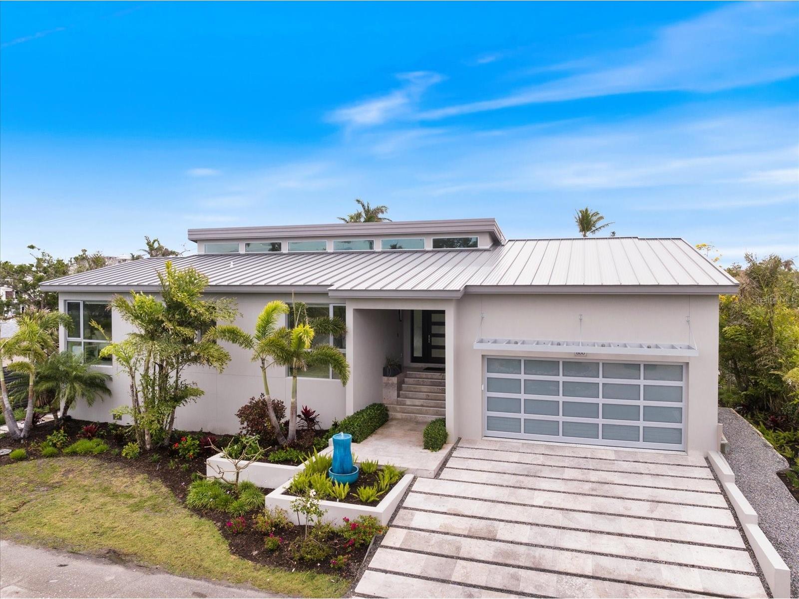600 De Narvaez Drive Longboat Key FL 34228 A4679376 image1