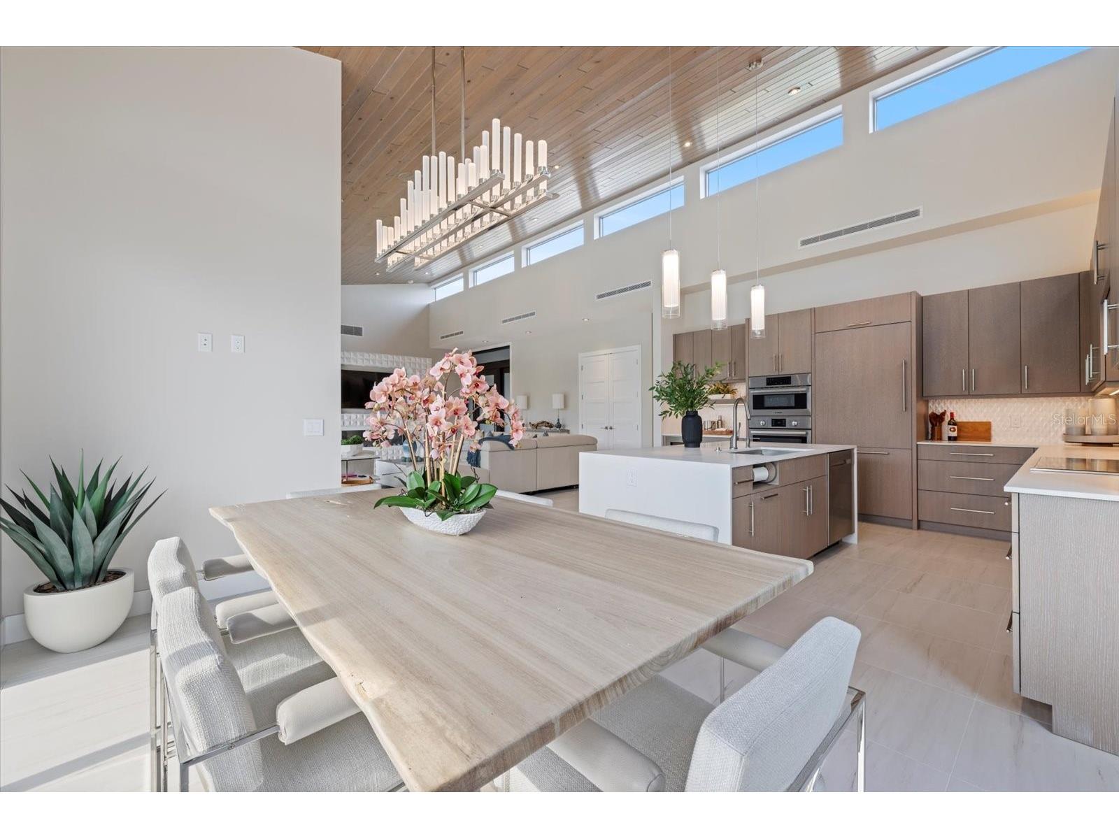 600 De Narvaez Drive Longboat Key FL 34228 A4679376 image13