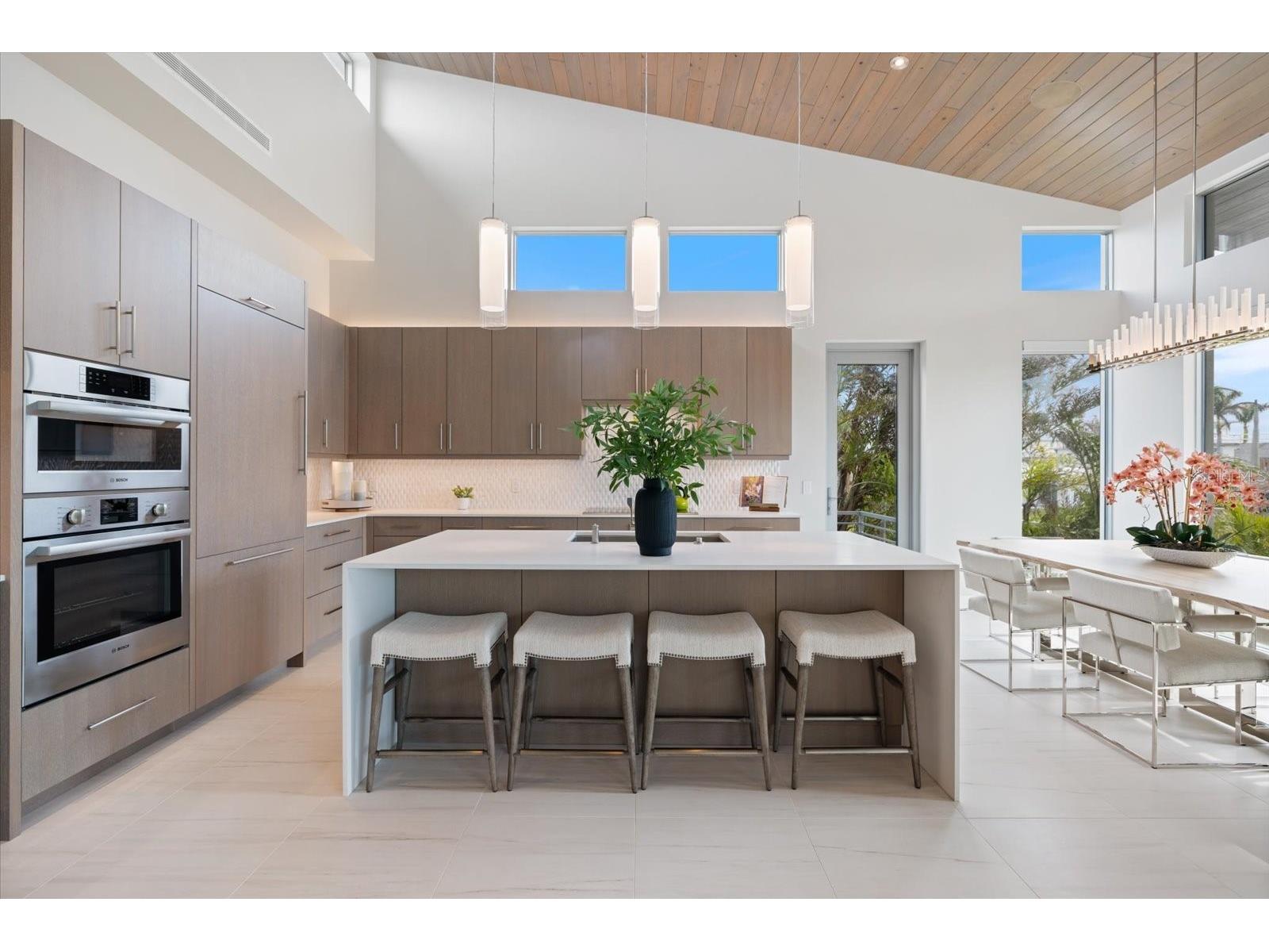 600 De Narvaez Drive Longboat Key FL 34228 A4679376 image19