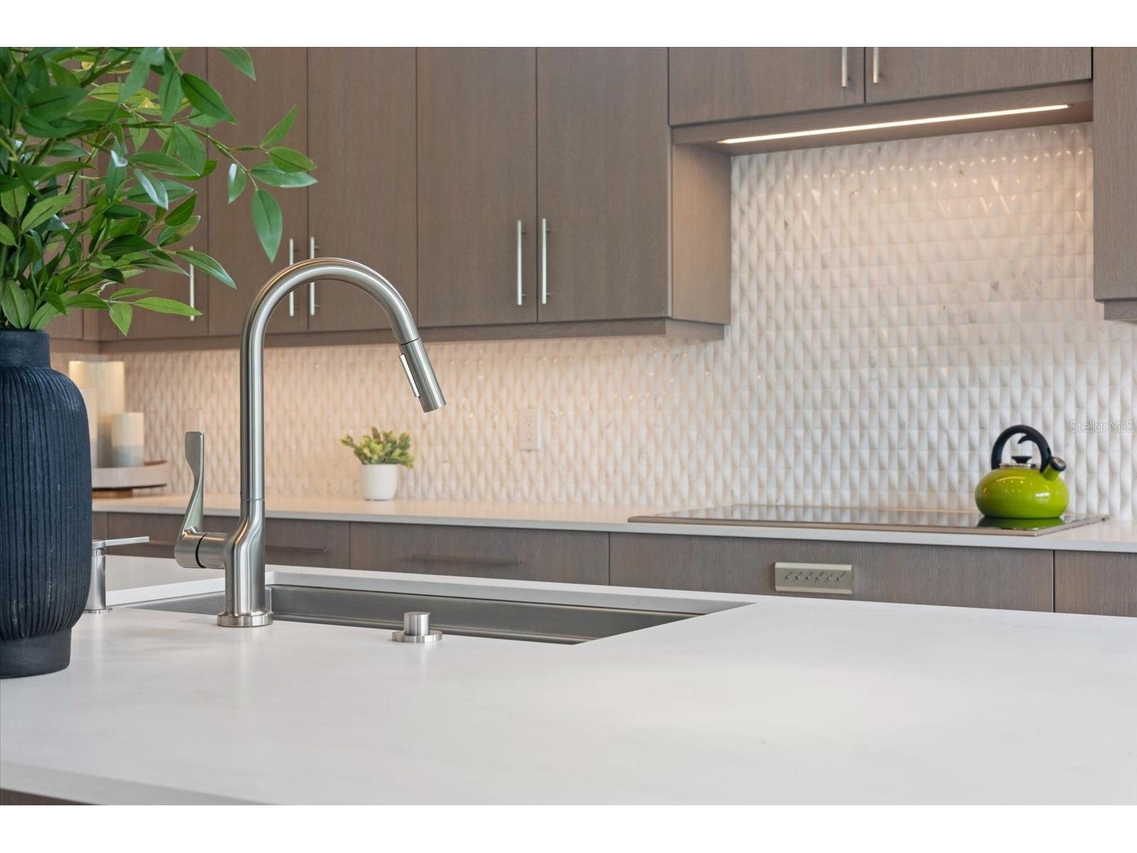 600 De Narvaez Drive Longboat Key FL 34228 A4679376 image21