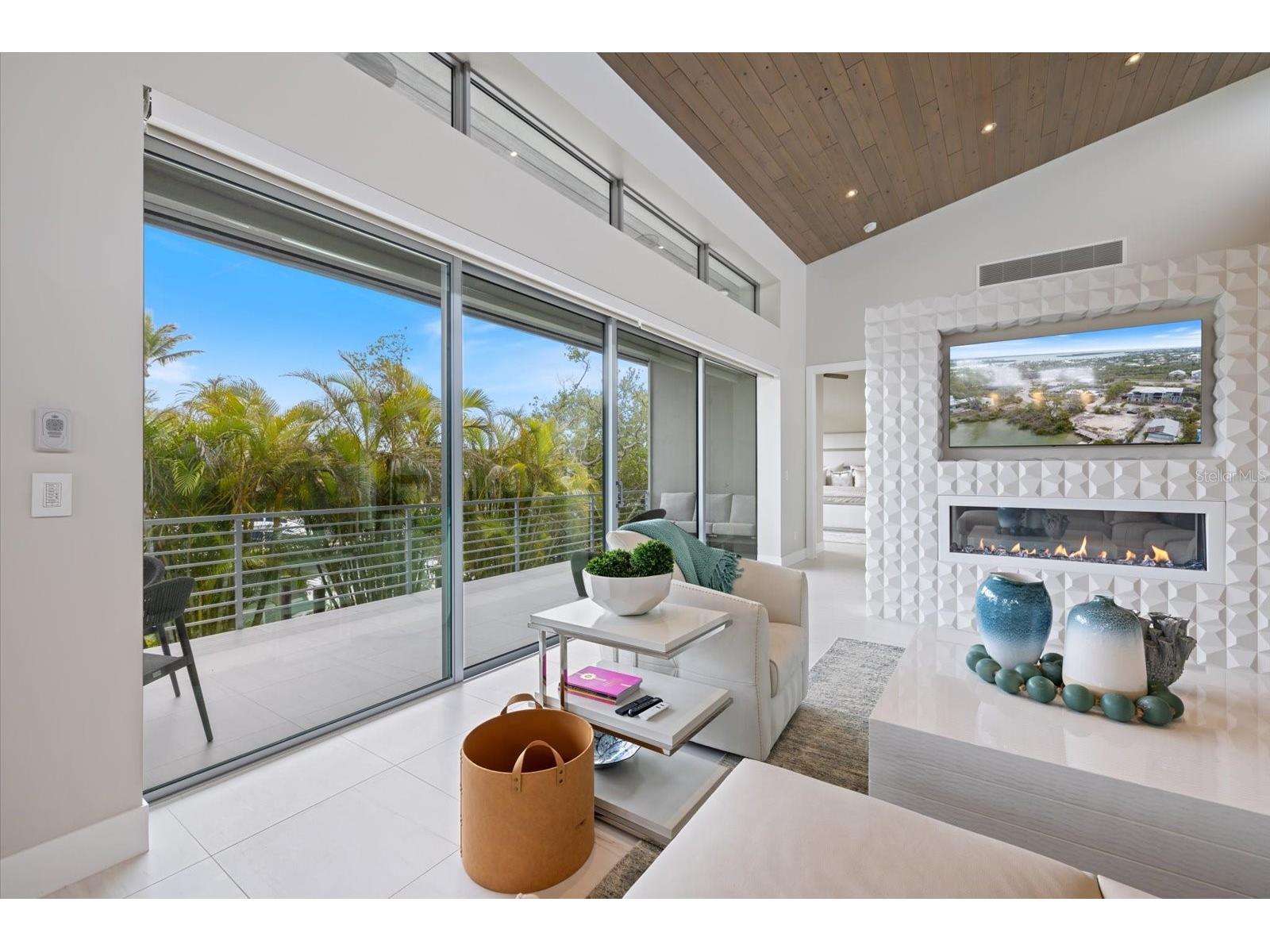 600 De Narvaez Drive Longboat Key FL 34228 A4679376 image24