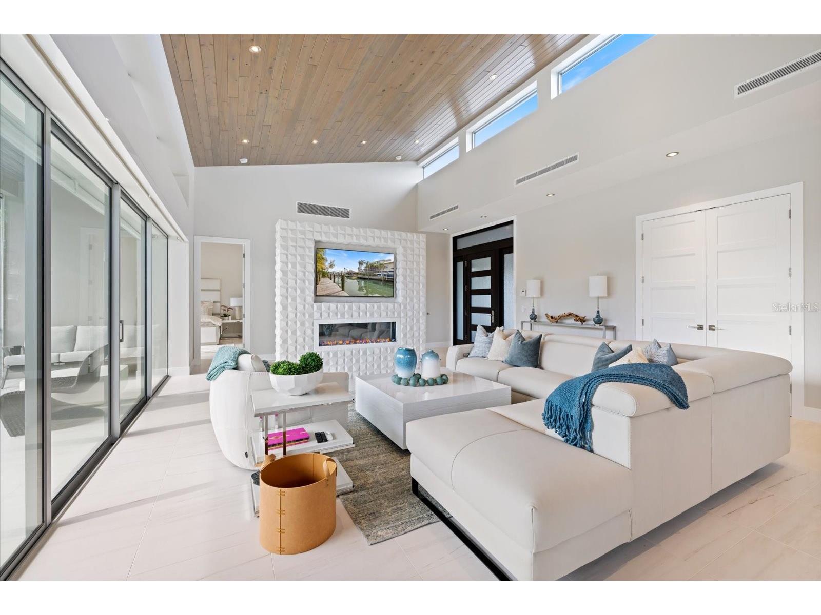 600 De Narvaez Drive Longboat Key FL 34228 A4679376 image26