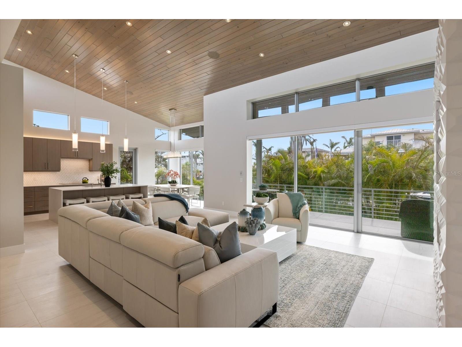 600 De Narvaez Drive Longboat Key FL 34228 A4679376 image28