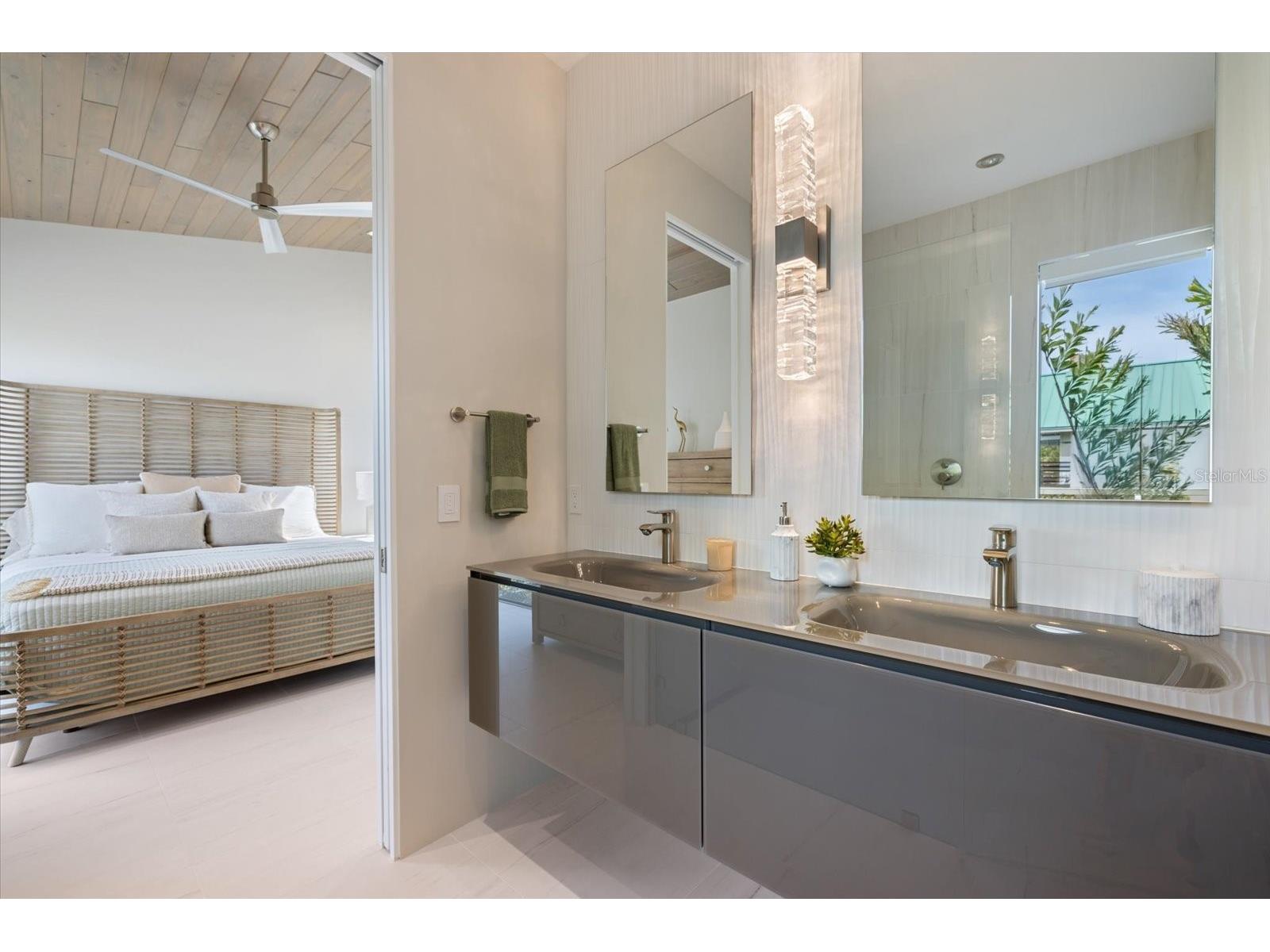 600 De Narvaez Drive Longboat Key FL 34228 A4679376 image42